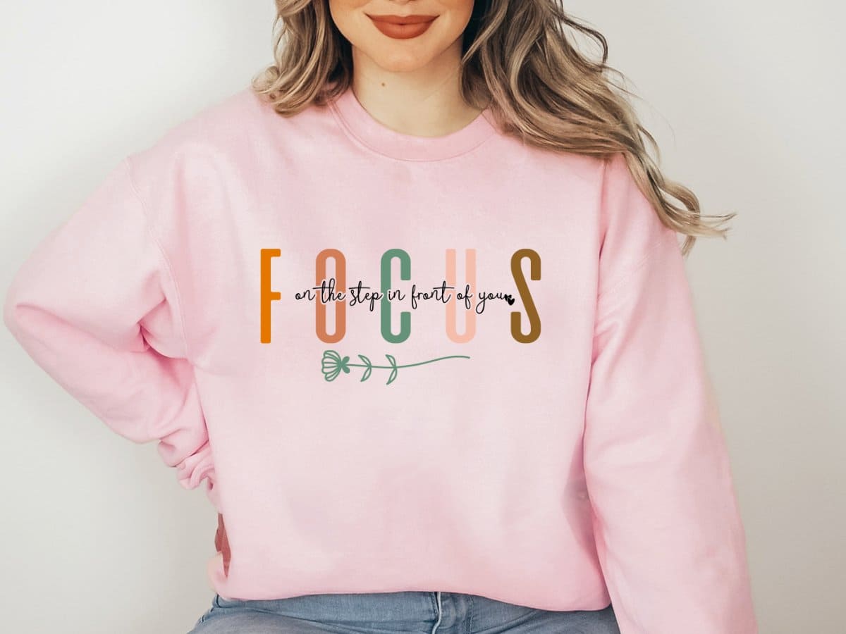 Focus-Sweatshirt - MK Creations