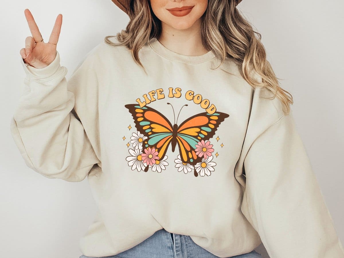 Life Is Good-Sweatshirt - MK Creations